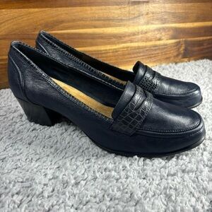 Michelle D Loafers Womens 10 Penny Loafer Heels Leather Classic Office Business